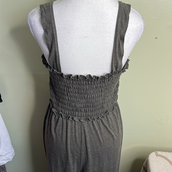 NATURAL LIFE Harper Jumpsuit Olive Green Jumper wide leg stretch Size Medium - Picture 4 of 15